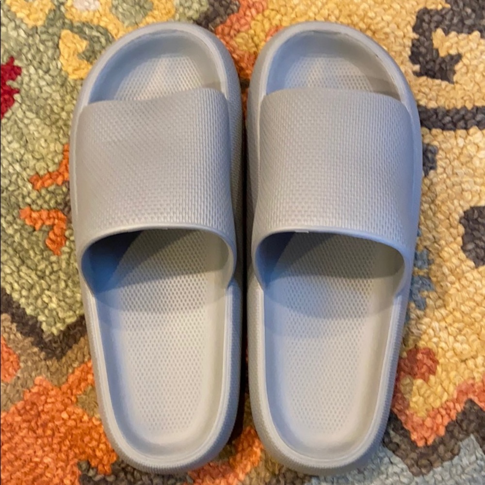 Men’s 12-13 Sootheez slides